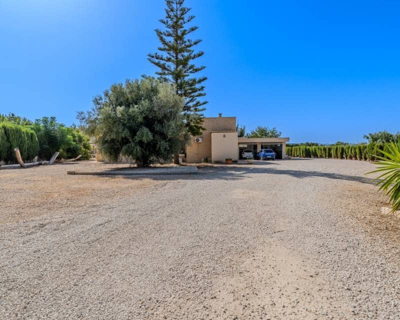 8 quarto Quinta/Casa Rural para venda em Almoradi com piscina garagem - 950 000 € (Ref: 10088499)