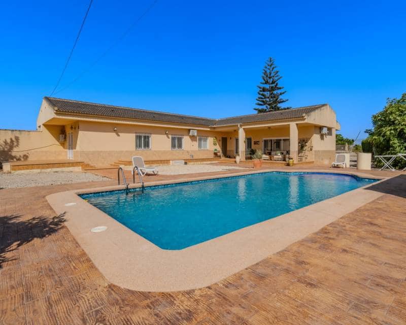 8 quarto Quinta/Casa Rural para venda em Almoradi com piscina garagem - 950 000 € (Ref: 10088499)