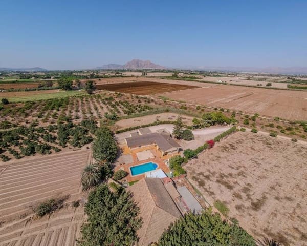 8 Zimmer Finca/Landgut zu verkaufen in Almoradí mit Pool Garage - 950.000 € (Ref: 10088499)