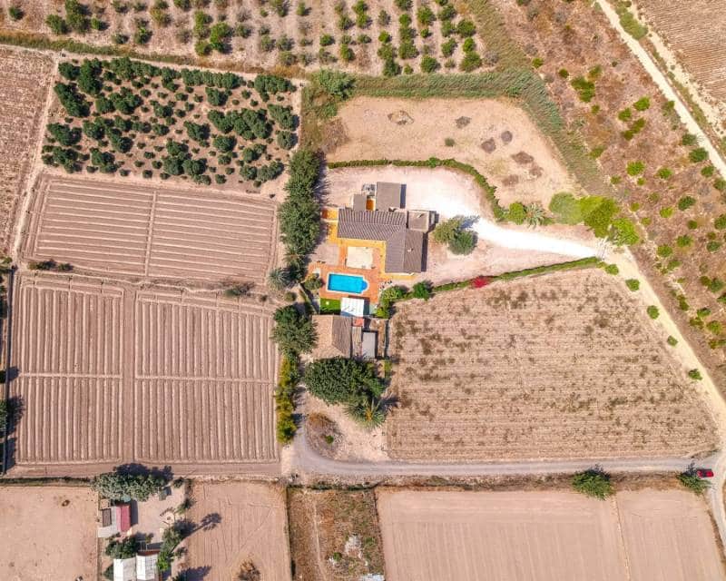 8 quarto Quinta/Casa Rural para venda em Almoradi com piscina garagem - 950 000 € (Ref: 10088499)