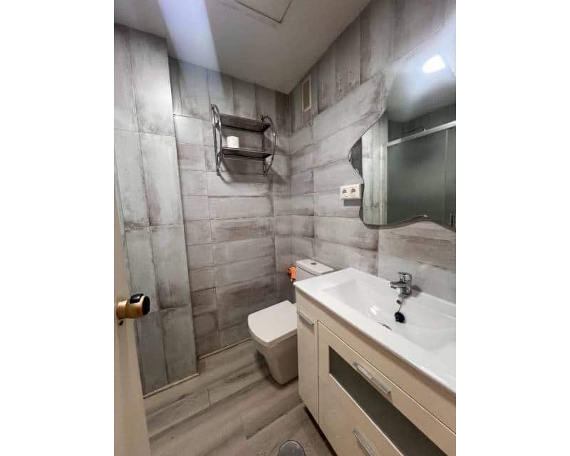 Apartamento de 4 habitaciones en Guardamar del Segura en venta con garaje - 195.000 € (Ref: 10091572)