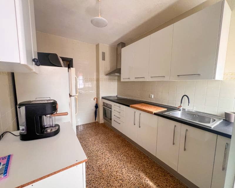 Apartamento de 4 habitaciones en Guardamar del Segura en venta con garaje - 195.000 € (Ref: 10091572)