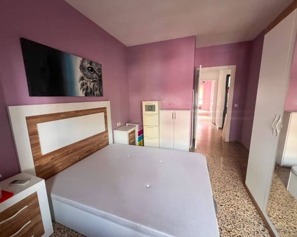 Apartamento de 4 habitaciones en Las Viñas, Guardamar del Segura en venta con garaje - 195.000 € (Ref: 10091572)