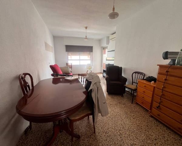 Apartamento de 4 habitaciones en Las Viñas, Guardamar del Segura en venta con garaje - 195.000 € (Ref: 10091572)