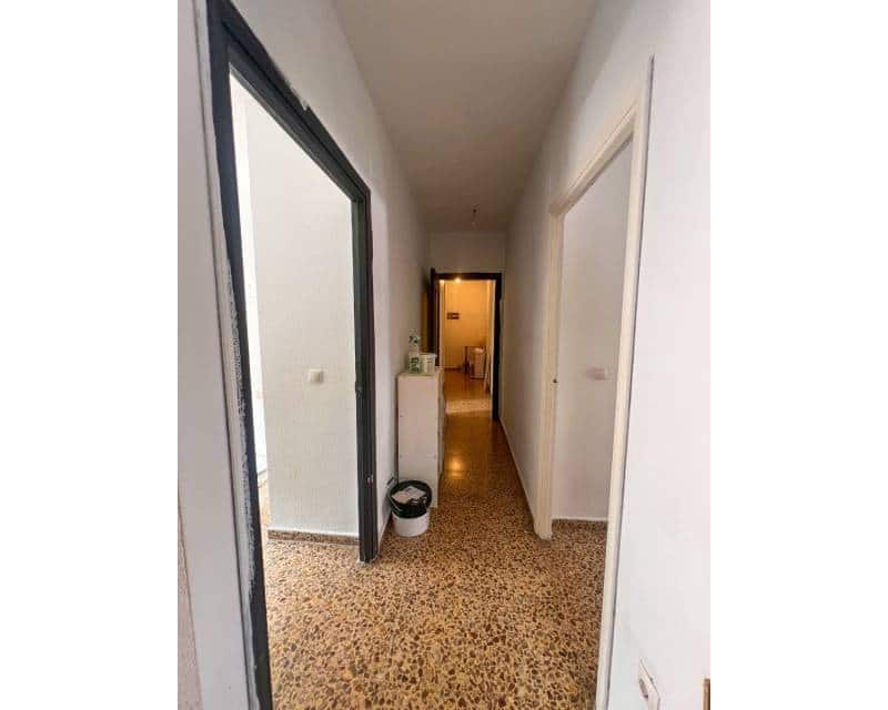 Apartamento de 4 habitaciones en Guardamar del Segura en venta con garaje - 195.000 € (Ref: 10091572)