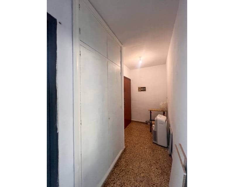 Apartamento de 4 habitaciones en Guardamar del Segura en venta con garaje - 195.000 € (Ref: 10091572)