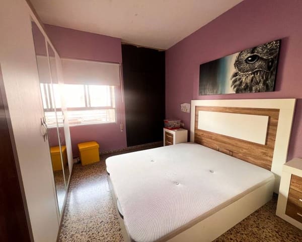 Apartamento de 4 habitaciones en Las Viñas, Guardamar del Segura en venta con garaje - 195.000 € (Ref: 10091572)