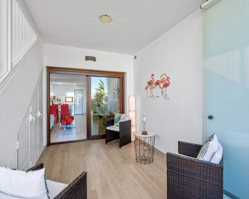 2 soverom Penthouse til salgs i Torrevieja med svømmebasseng - € 295 000 (Ref: 10094818)