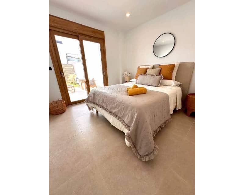 2 slaapkamer Huis te koop in Lo Pagan - € 299.950 (Ref: 10095746)