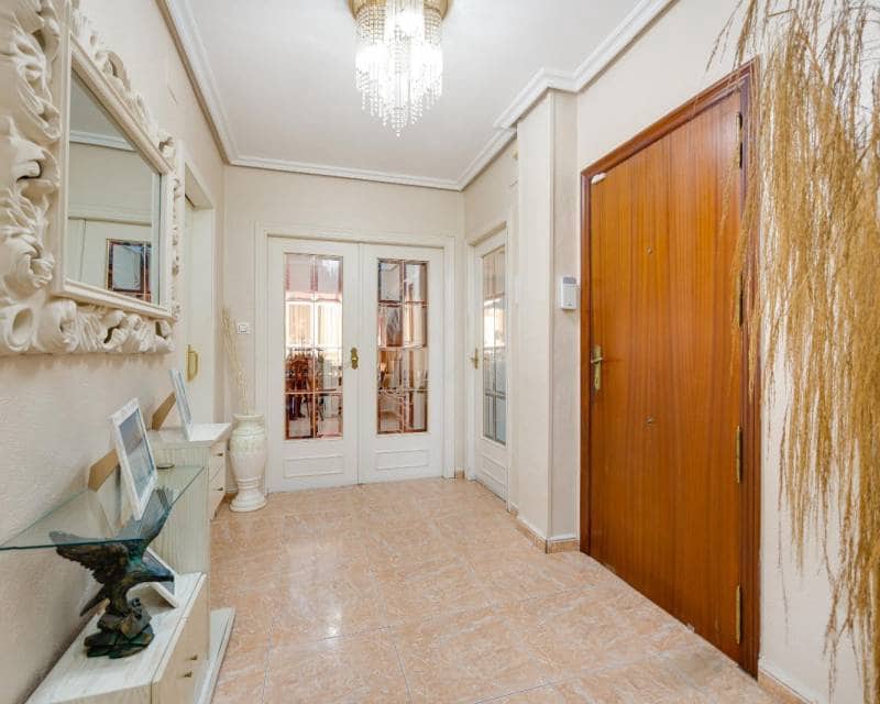 5 sypialnia Apartament na sprzedaż w Torrevieja - 224 969 € (Ref: 10097284)