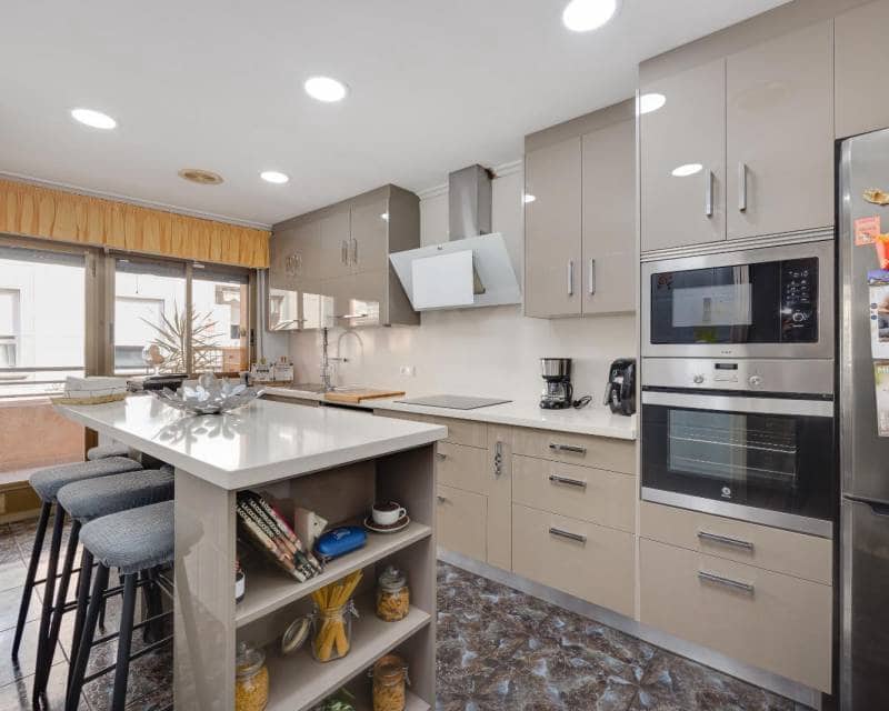 5 sypialnia Apartament na sprzedaż w Torrevieja - 224 969 € (Ref: 10097284)
