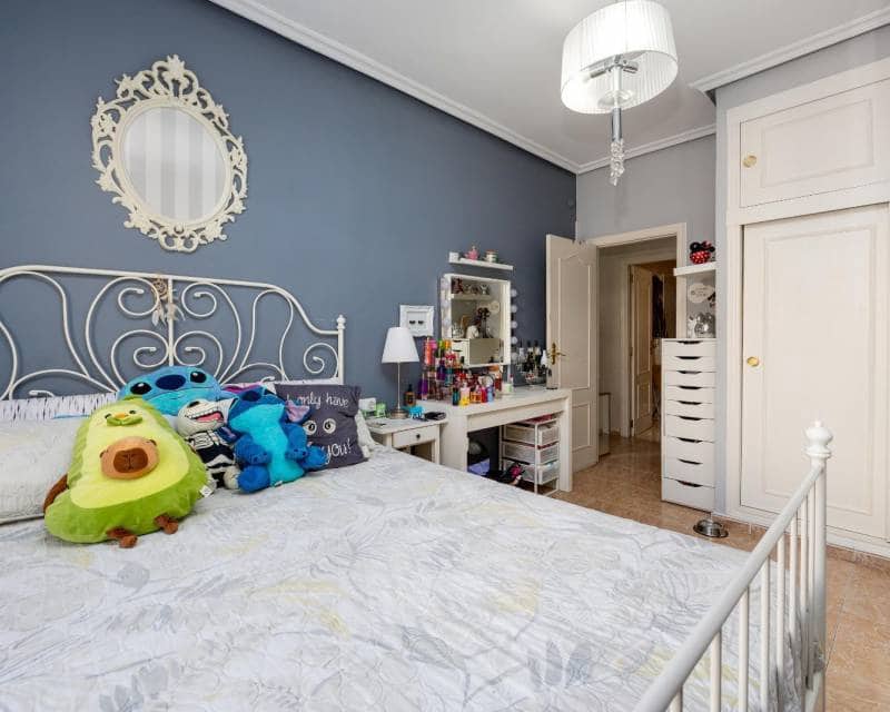 5 sypialnia Apartament na sprzedaż w Torrevieja - 224 969 € (Ref: 10097284)