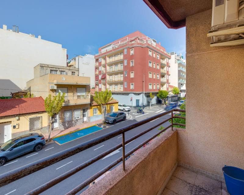 5 sypialnia Apartament na sprzedaż w Torrevieja - 224 969 € (Ref: 10097284)