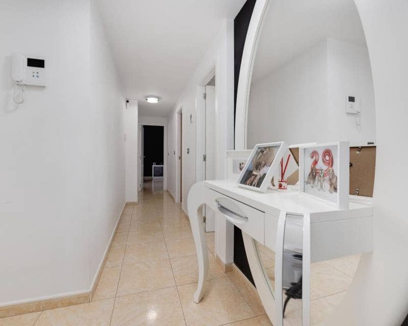 3 makuuhuone Huoneisto myytävänä paikassa Torrevieja mukana 
autotalli - 224 969 € (Ref: 10097286)