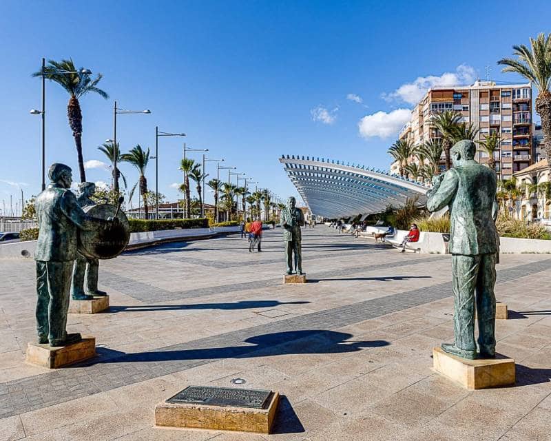 3 makuuhuone Huoneisto myytävänä paikassa Torrevieja mukana 
autotalli - 224 969 € (Ref: 10097286)