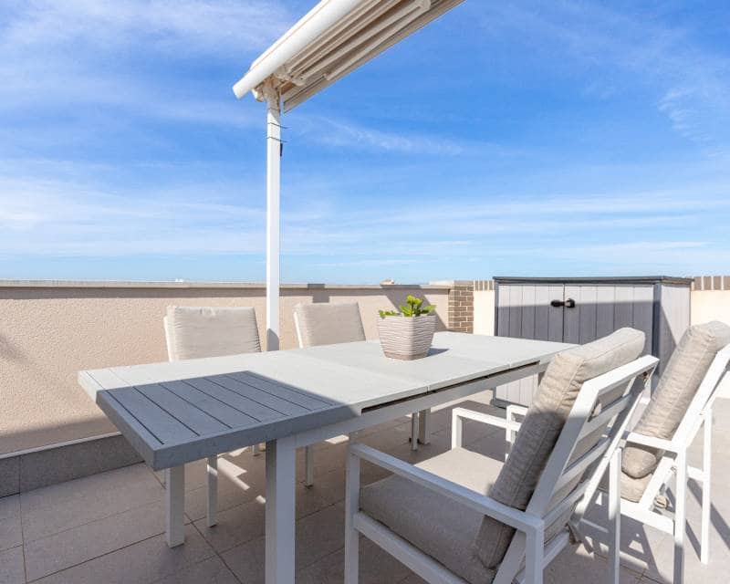 2 sovrum Hus till salu i Los Altos med pool - 265 000 € (Ref: 10098869)