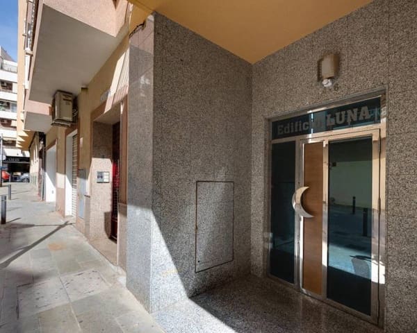 3 chambre Penthouse à vendre à Parque de las Naciones, Torrevieja avec garage - 310 969 € (Ref: 10098870)