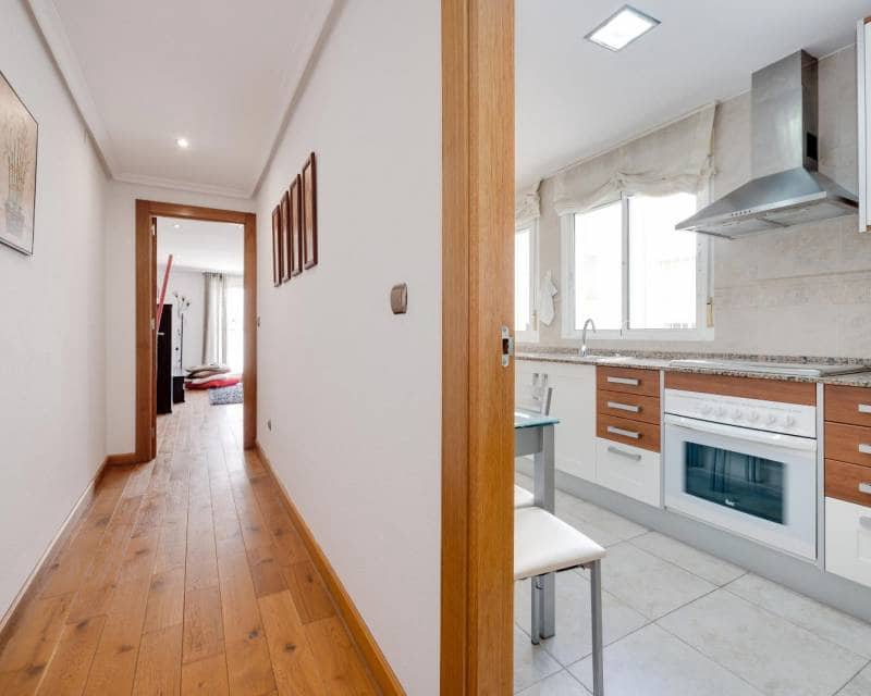 Ático de 3 habitaciones en Torrevieja en venta con garaje - 310.969 € (Ref: 10098870)