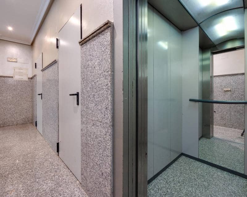 Ático de 3 habitaciones en Torrevieja en venta con garaje - 310.969 € (Ref: 10098870)