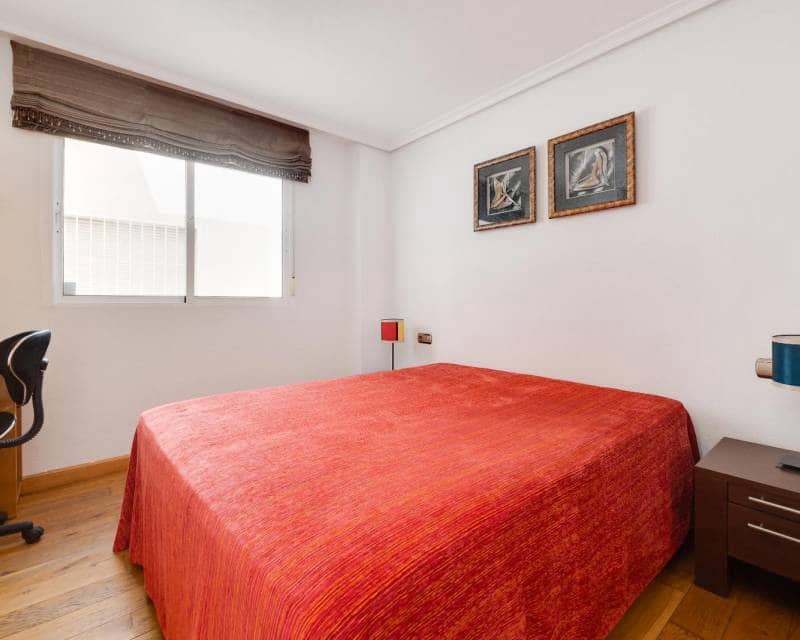 Ático de 3 habitaciones en Torrevieja en venta con garaje - 310.969 € (Ref: 10098870)