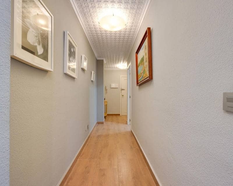 2 soveværelse Lejlighed til salg i Torrevieja - € 214.969 (Ref: 10098871)