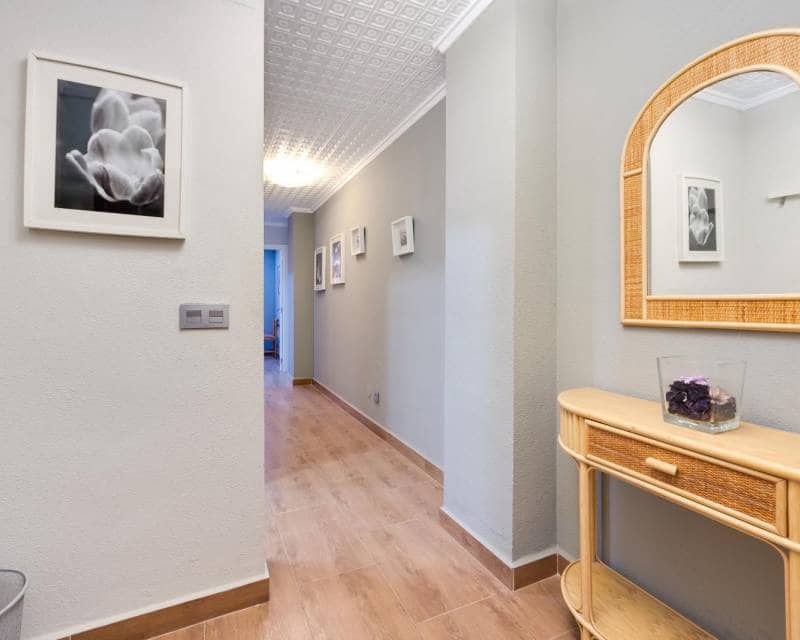 2 soveværelse Lejlighed til salg i Torrevieja - € 214.969 (Ref: 10098871)