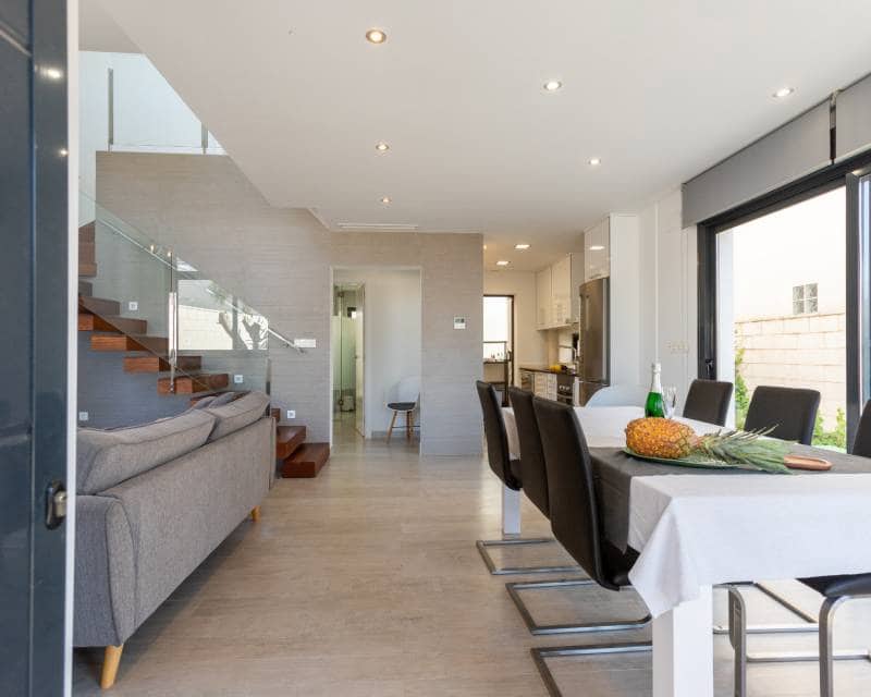 Chalet de 3 habitaciones en Ciudad Quesada en venta con piscina - 389.000 € (Ref: 10099031)