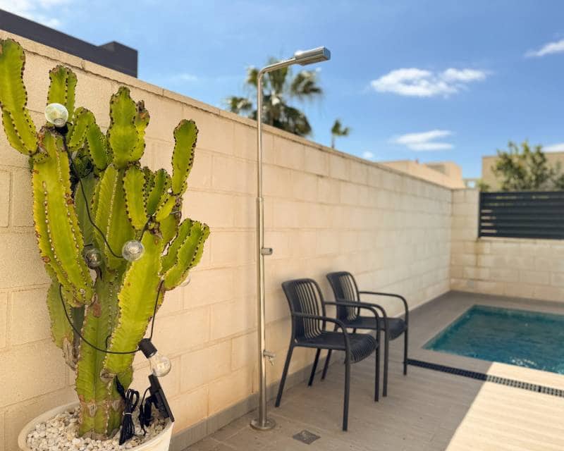 Chalet de 3 habitaciones en Ciudad Quesada en venta con piscina - 389.000 € (Ref: 10099031)