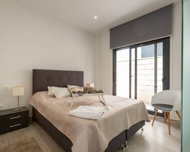 Chalet de 3 habitaciones en Ciudad Quesada en venta con piscina - 389.000 € (Ref: 10099031)
