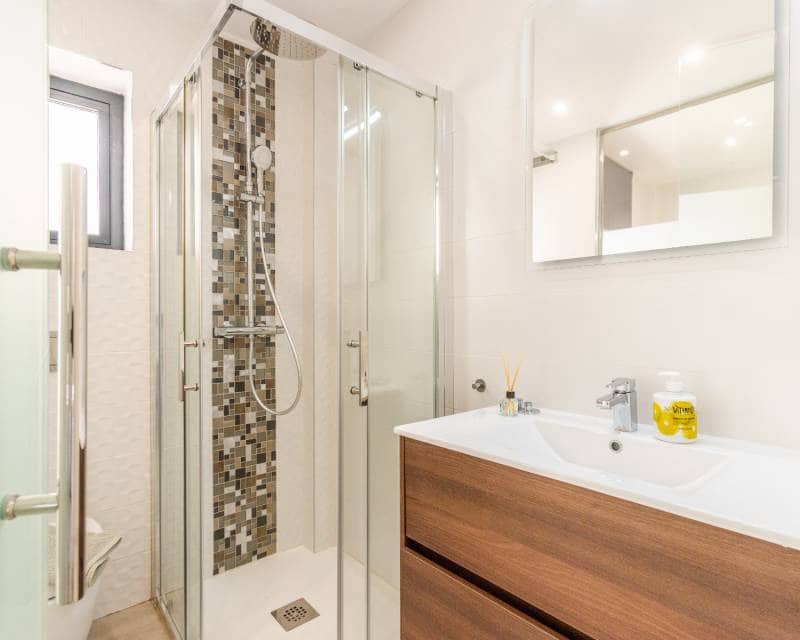 Chalet de 3 habitaciones en Ciudad Quesada en venta con piscina - 389.000 € (Ref: 10099031)