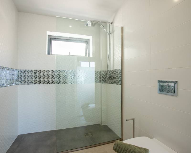 Chalet de 3 habitaciones en Ciudad Quesada en venta con piscina - 389.000 € (Ref: 10099031)