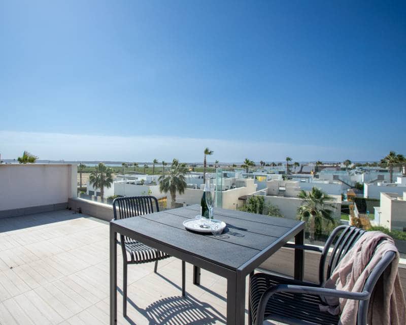Chalet de 3 habitaciones en Ciudad Quesada en venta con piscina - 389.000 € (Ref: 10099031)