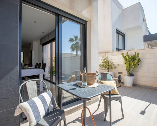 Chalet de 3 habitaciones en Ciudad Quesada, Rojales en venta con piscina - 389.000 € (Ref: 10099031)
