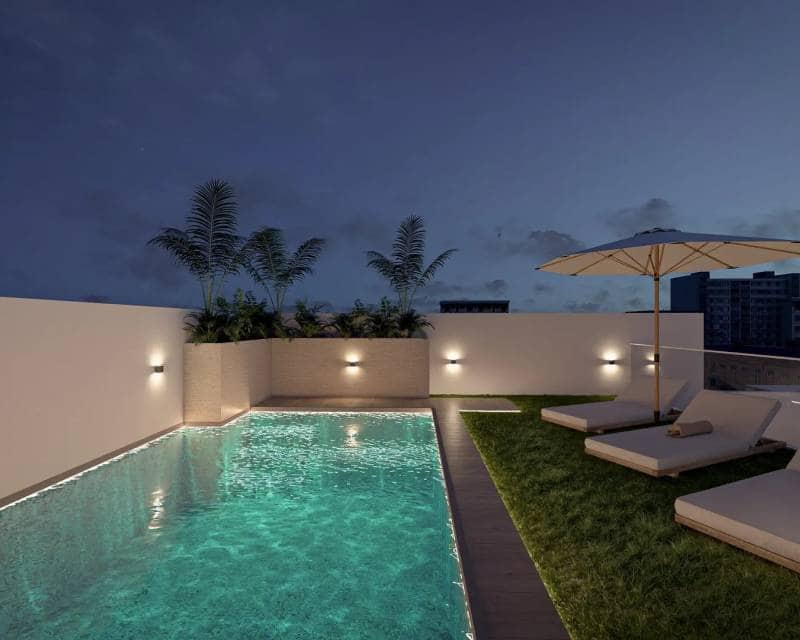 Penthouse for sale in Torrevieja with pool garage - € 200,000 (Ref: 10101350)