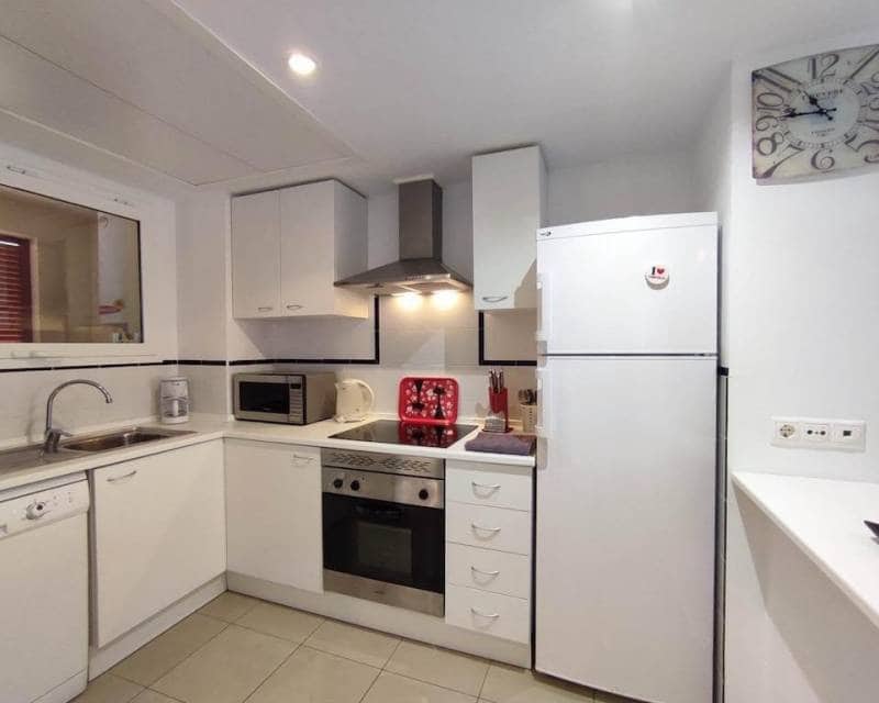 Garage till salu i Orihuela Costa - 225 000 € (Ref: 10101353)