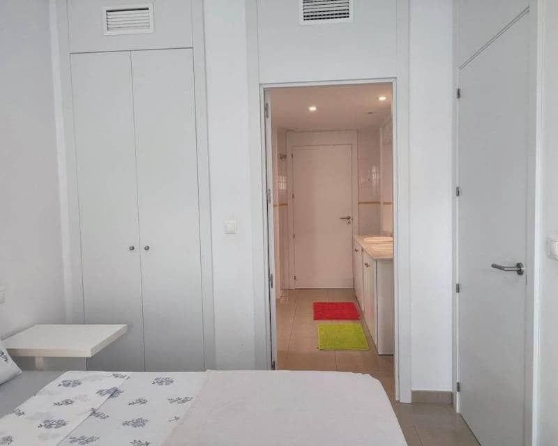 Garage till salu i Orihuela Costa - 225 000 € (Ref: 10101353)