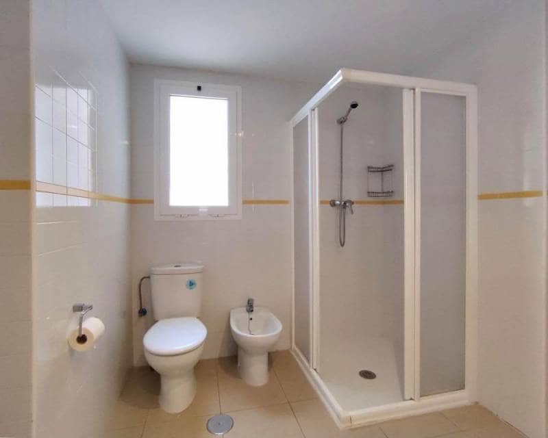 Garage till salu i Orihuela Costa - 225 000 € (Ref: 10101353)