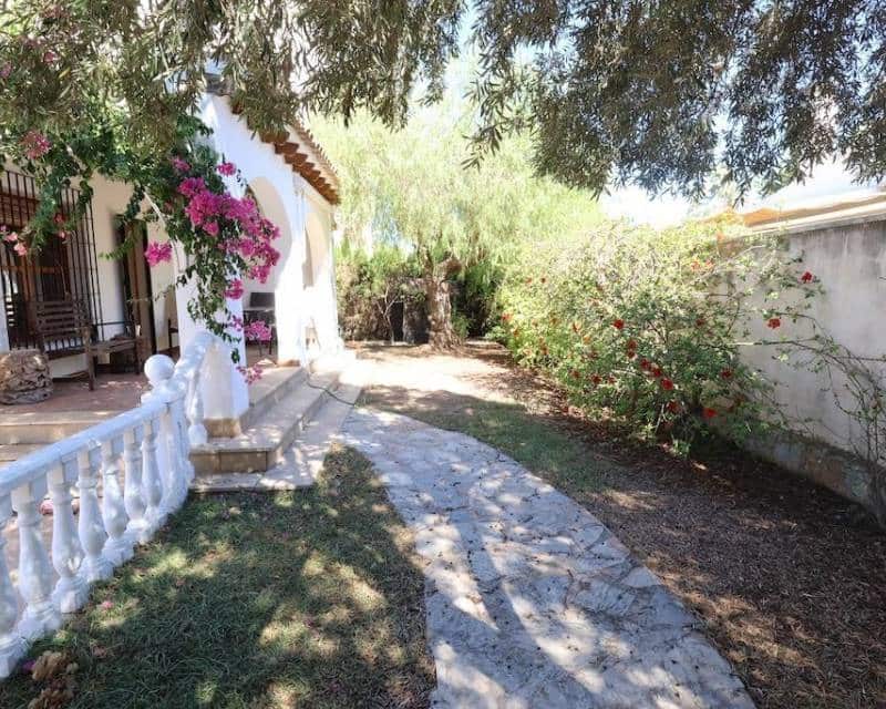 4 sovrum Villa till salu i Cabo Roig med pool garage - 749 000 € (Ref: 10101356)