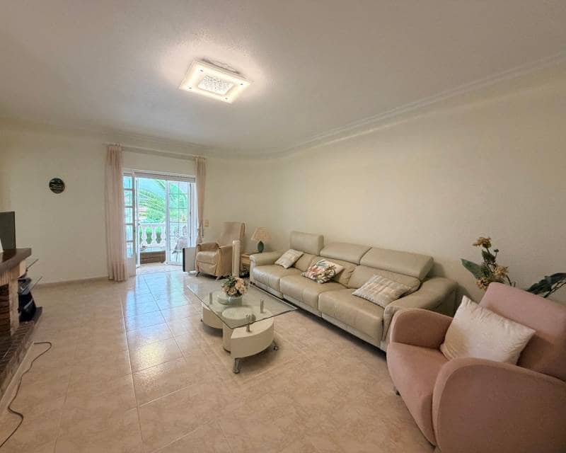 Chalet de 5 habitaciones en Ciudad Quesada en venta con piscina - 770.000 € (Ref: 10101358)