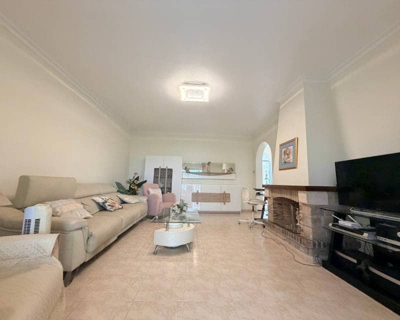 Chalet de 5 habitaciones en Ciudad Quesada en venta con piscina - 770.000 € (Ref: 10101358)