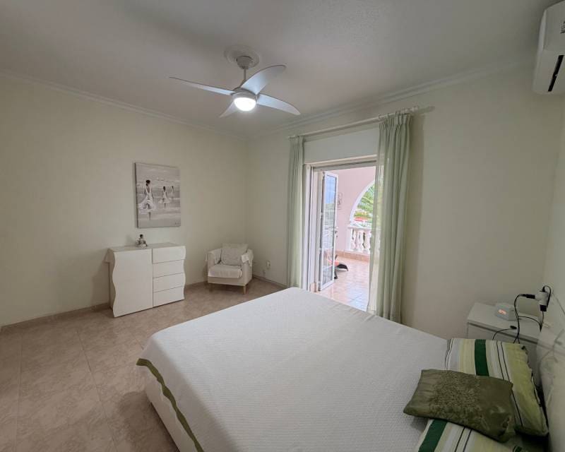 Chalet de 5 habitaciones en Ciudad Quesada en venta con piscina - 770.000 € (Ref: 10101358)