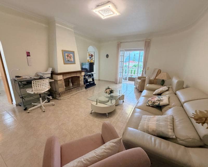 Chalet de 5 habitaciones en Ciudad Quesada en venta con piscina - 770.000 € (Ref: 10101358)