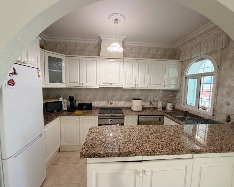 Chalet de 5 habitaciones en Ciudad Quesada en venta con piscina - 770.000 € (Ref: 10101358)