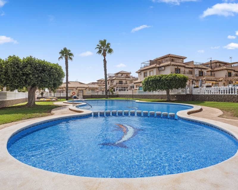 2 soveværelse Rækkehus til salg i Orihuela Costa med swimmingpool - € 239.900 (Ref: 10101359)