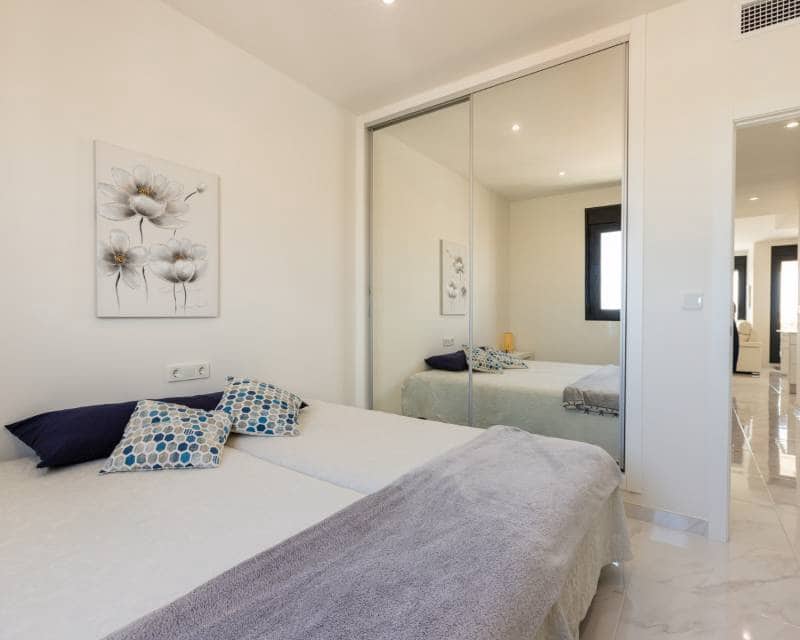 2 soveværelse Penthouse til salg i Villamartin med swimmingpool - € 375.000 (Ref: 10101362)