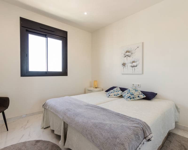 2 soveværelse Penthouse til salg i Villamartin med swimmingpool - € 375.000 (Ref: 10101362)