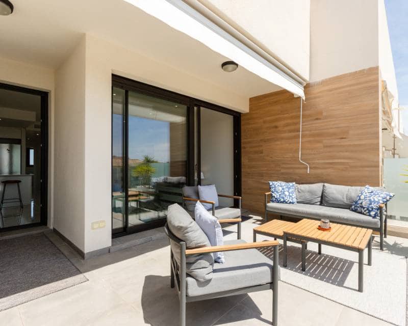 2 soveværelse Penthouse til salg i Villamartin med swimmingpool - € 375.000 (Ref: 10101362)