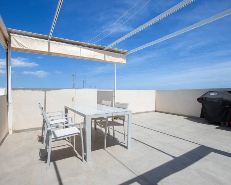 2 soveværelse Penthouse til salg i Villamartin med swimmingpool - € 375.000 (Ref: 10101362)