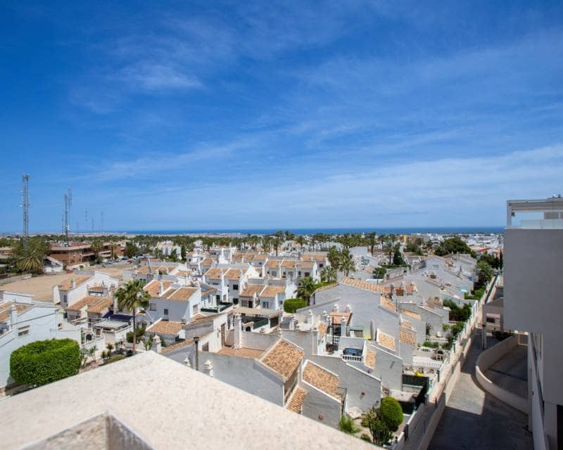 2 soveværelse Penthouse til salg i Villamartin med swimmingpool - € 375.000 (Ref: 10101362)