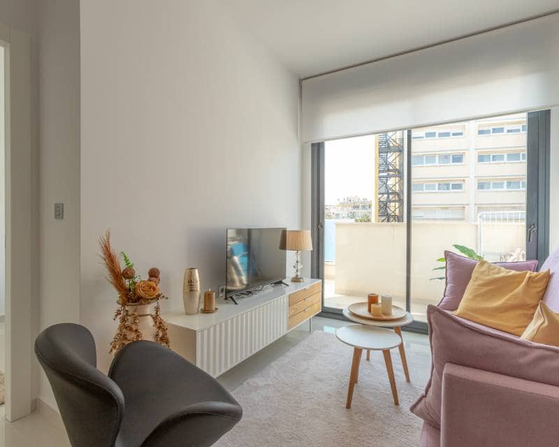 Ático de 1 habitación en Torrevieja en venta con piscina - 228.000 € (Ref: 10101363)